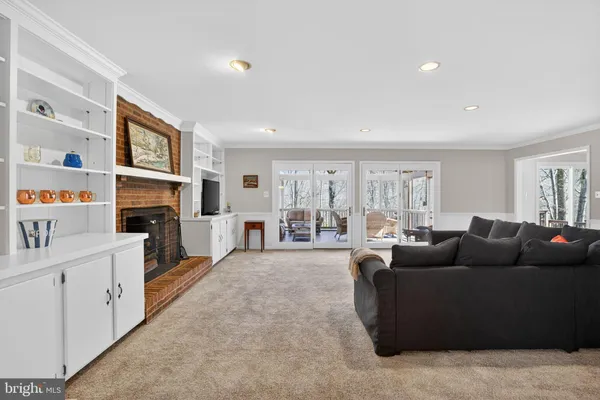 $1,600,000 | 10223 Cedar Pond Drive, Vienna, VA 22182