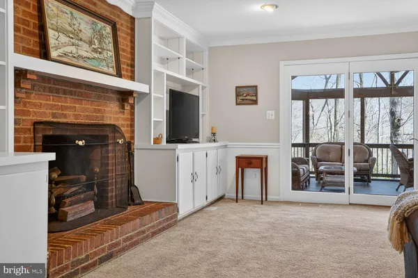 $1,600,000 | 10223 Cedar Pond Drive, Vienna, VA 22182
