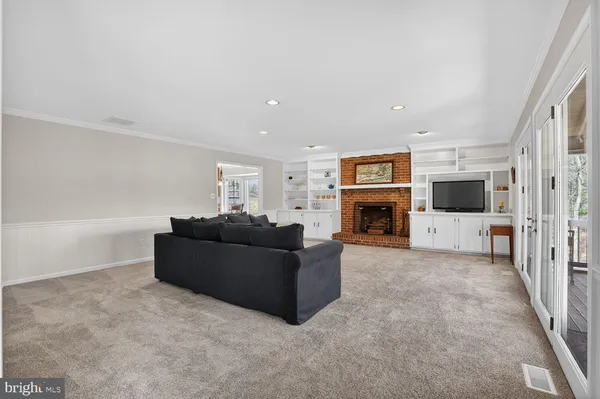 $1,600,000 | 10223 Cedar Pond Drive, Vienna, VA 22182