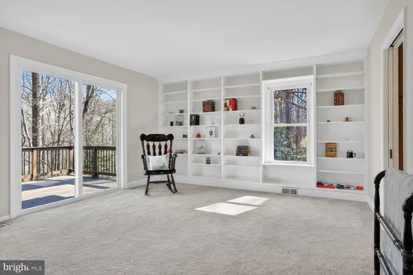 $1,600,000 | 10223 Cedar Pond Drive, Vienna, VA 22182