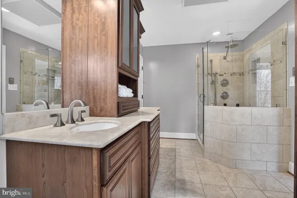 $1,600,000 | 10223 Cedar Pond Drive, Vienna, VA 22182