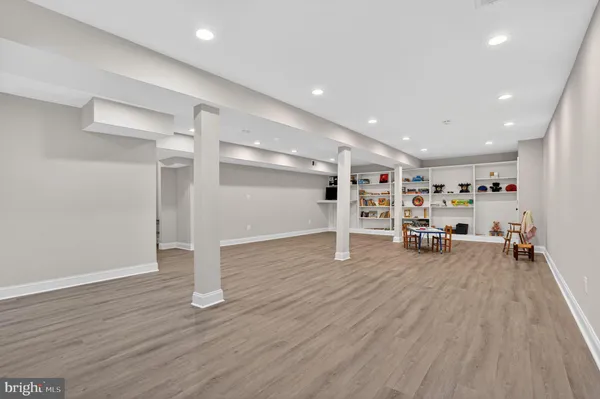 $1,600,000 | 10223 Cedar Pond Drive, Vienna, VA 22182