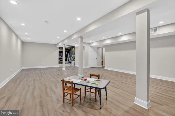$1,600,000 | 10223 Cedar Pond Drive, Vienna, VA 22182