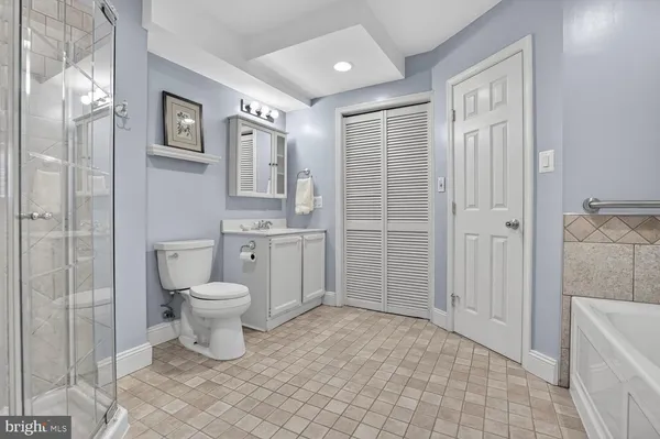 $1,600,000 | 10223 Cedar Pond Drive, Vienna, VA 22182