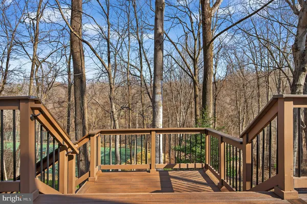$1,600,000 | 10223 Cedar Pond Drive, Vienna, VA 22182