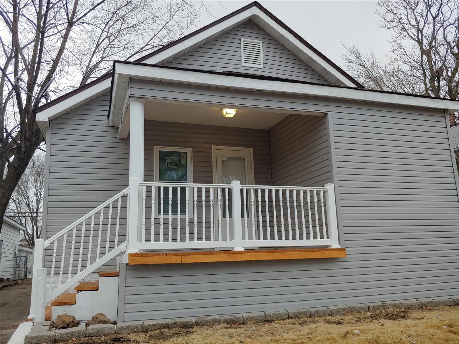 216 South Central Avenue Roxana, IL 62084 - Photo 2 of 19