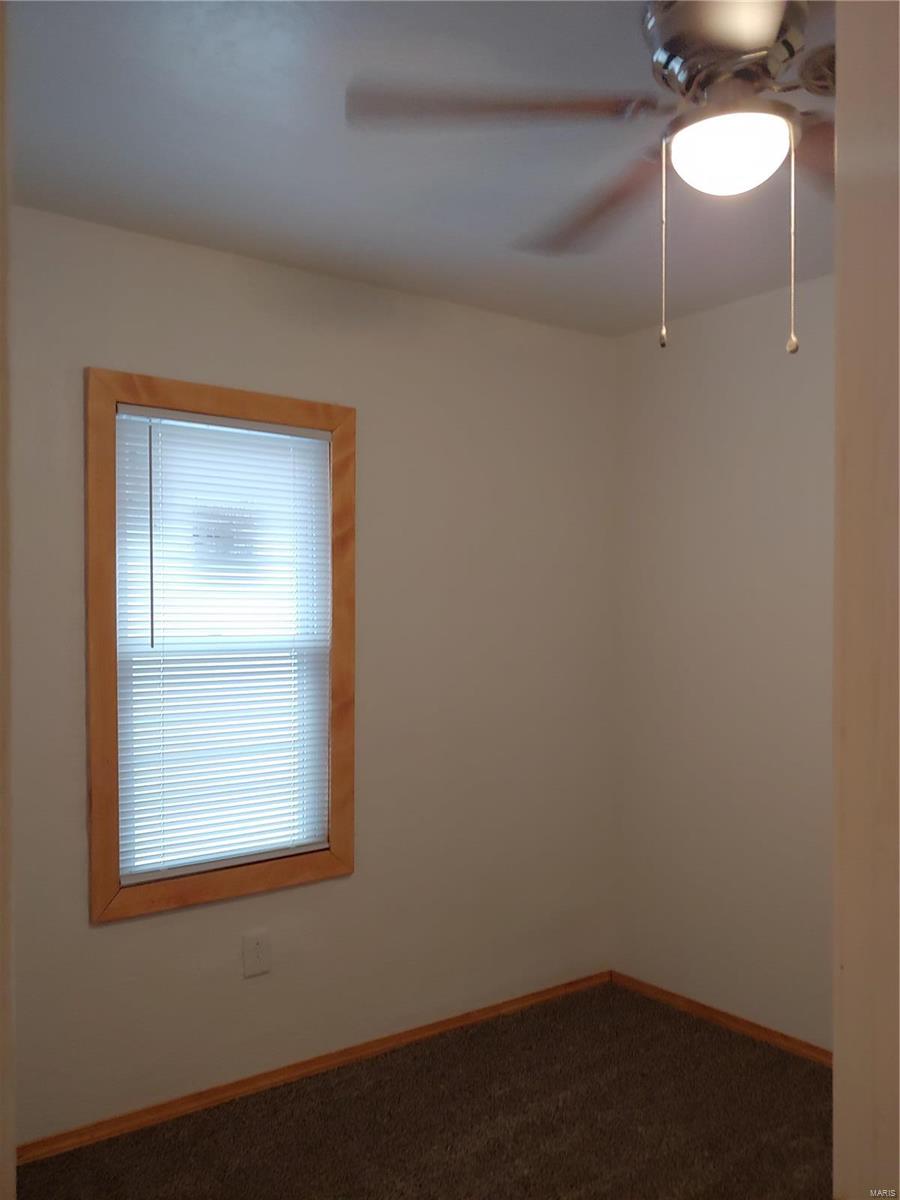 216 South Central Avenue Roxana, IL 62084 - Photo 13 of 19