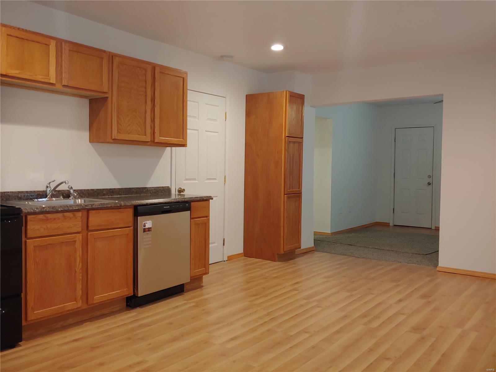 216 South Central Avenue Roxana, IL 62084 - Photo 10 of 19