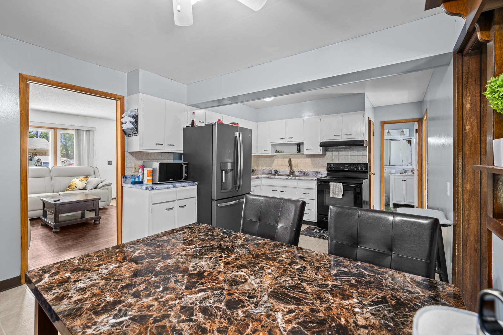 1406 15th Street Silvis, IL 61282 - Photo 9 of 36