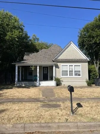 $175,000 | 509 North Buffalo Street, Cleburne, TX 76033