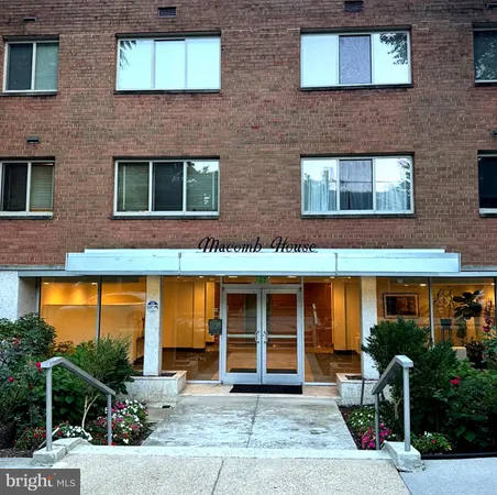 $234,950 | 2710 Macomb Street Northwest, Unit 204, Washington, DC 20008