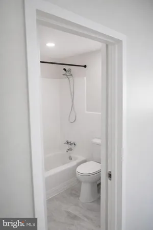 $216,950 | 2710 Macomb Street Northwest, Unit 204, Washington, DC 20008