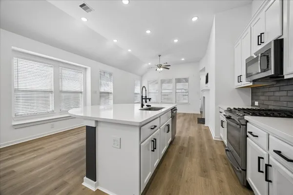 $379,000 | 15823 Bird Of, Conroe, TX 77302