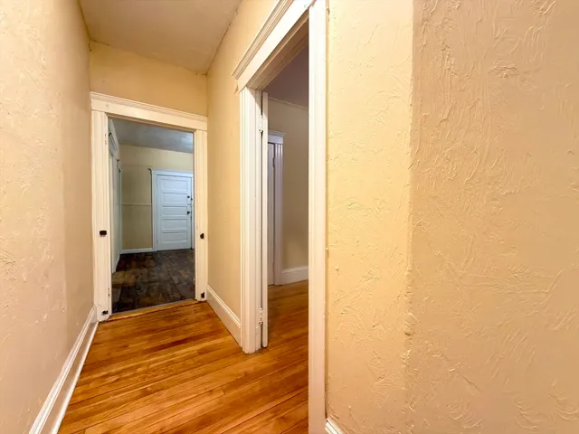 $2,275 | 90 Vernon Street, Unit 2, Worcester, MA 01610