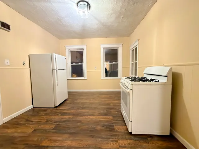 $2,275 | 90 Vernon Street, Unit 2, Worcester, MA 01610