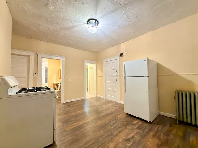 $2,275 | 90 Vernon Street, Unit 2, Worcester, MA 01610