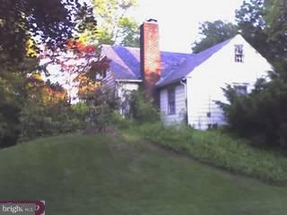 394 County Line Road Huntingdon Valley, PA 19006 - Photo 1 of 6 Gallery Image 1