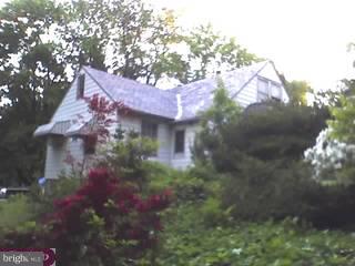 394 County Line Road Huntingdon Valley, PA 19006 - Photo 5 of 6 Gallery Image 5