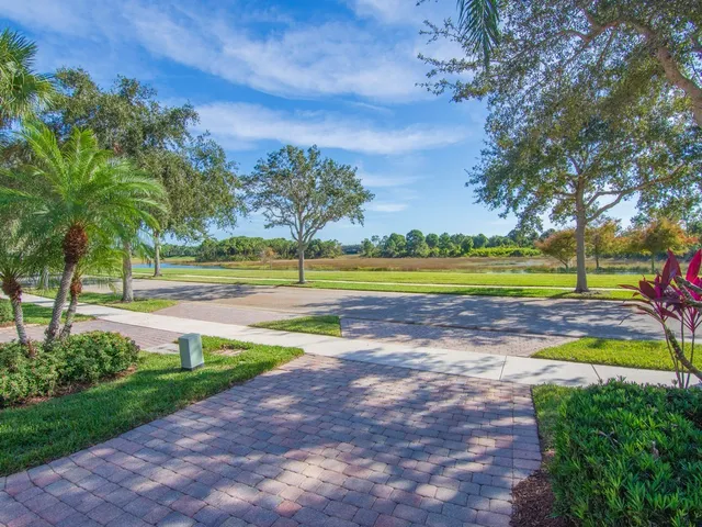 $545,000 | 5250 Eleuthra Circle, Vero Beach, FL 32967