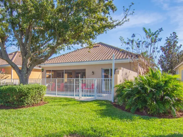 $545,000 | 5250 Eleuthra Circle, Vero Beach, FL 32967