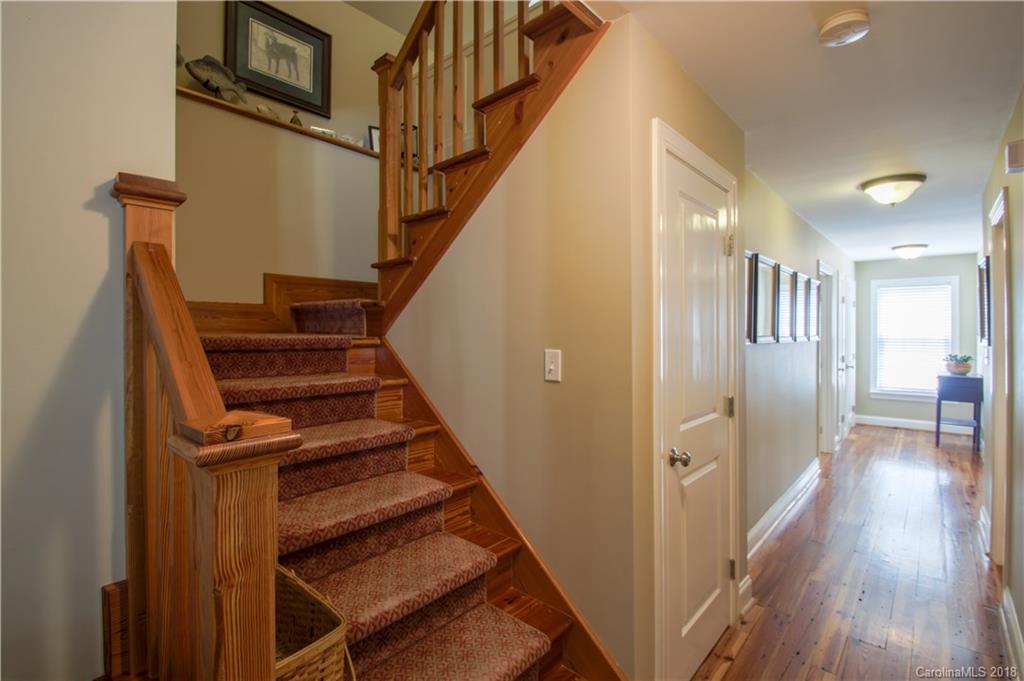 1823 Carmel Ridge Road Charlotte, NC 28226 - Photo 14 of 34 Gallery Image 14