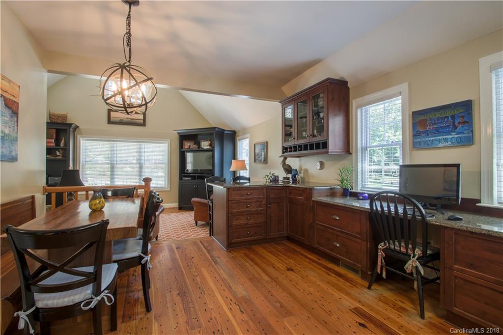 1823 Carmel Ridge Road Charlotte, NC 28226 - Photo 8 of 34 Gallery Image 8