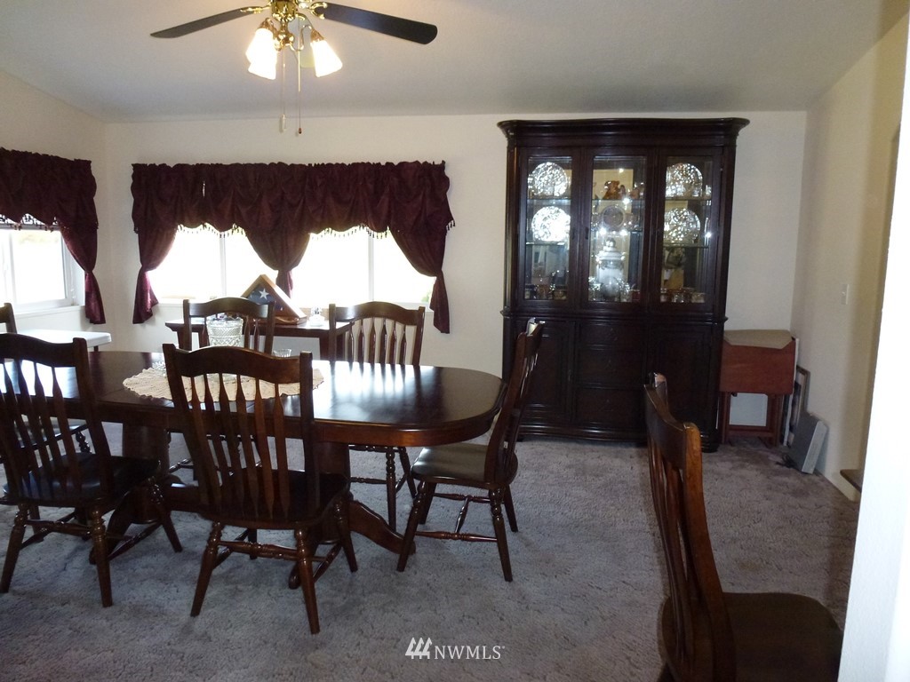 581 West Mary M Knight Road Elma, WA 98541 - Photo 10 of 23 Gallery Image 10