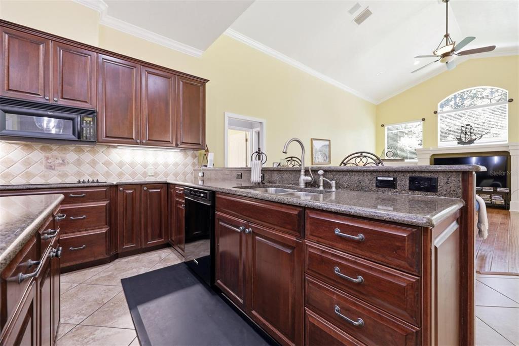1375 Southwest 90th Street Gainesville, FL 32607 - Photo 16 of 97 Gallery Image 16