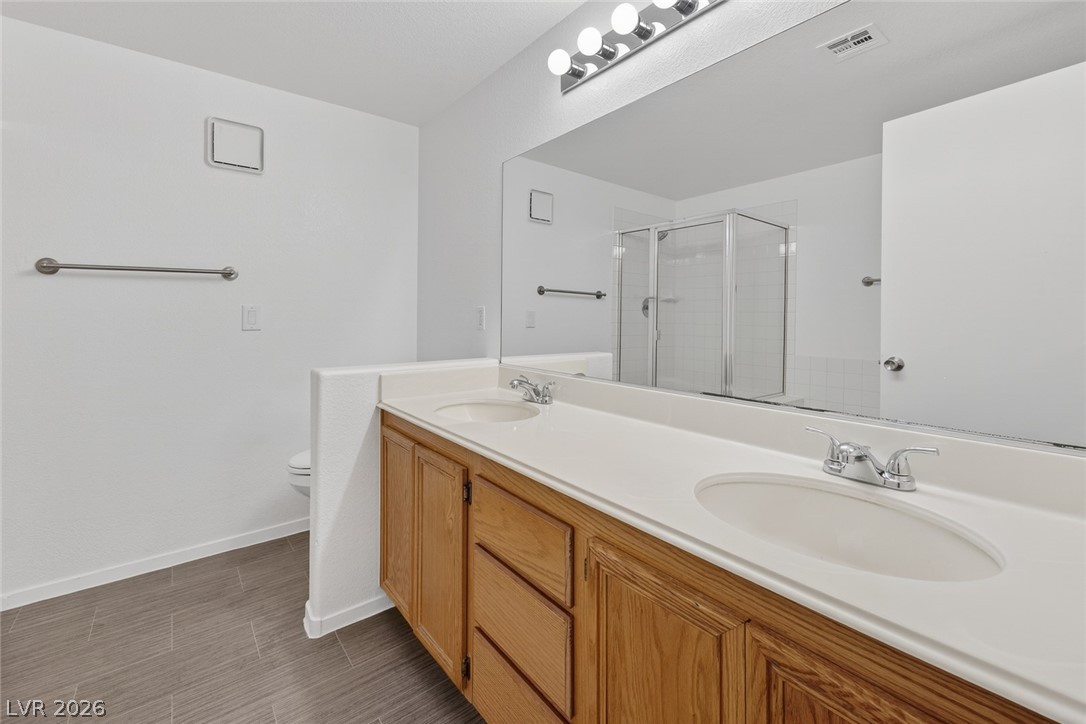 2201 Ramsgate Drive, Unit 117 Henderson, NV 89074 - Photo 24 of 31 Double sink