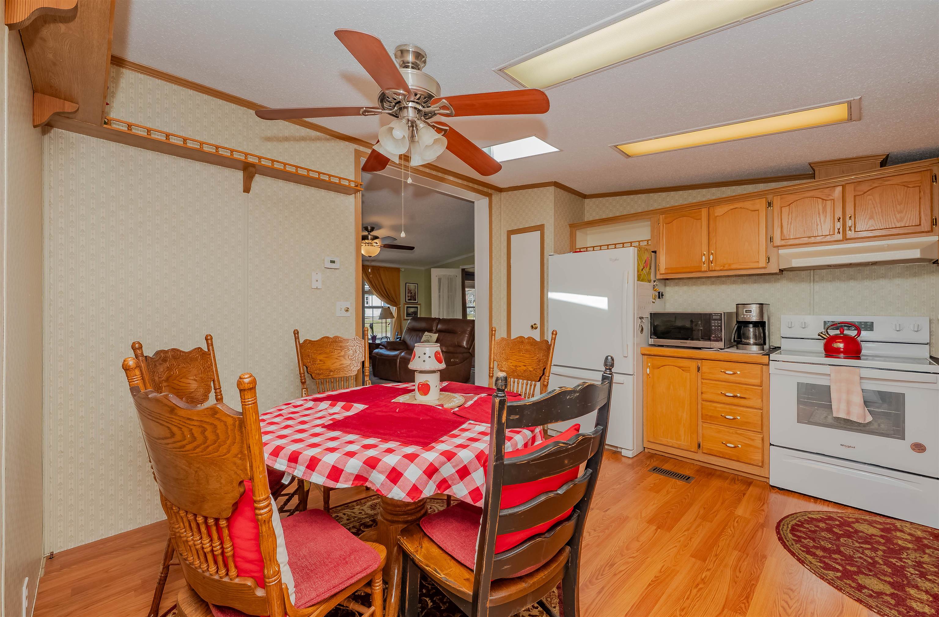 34 Murray Drive Rochester, NH 03868 - Photo 8 of 44