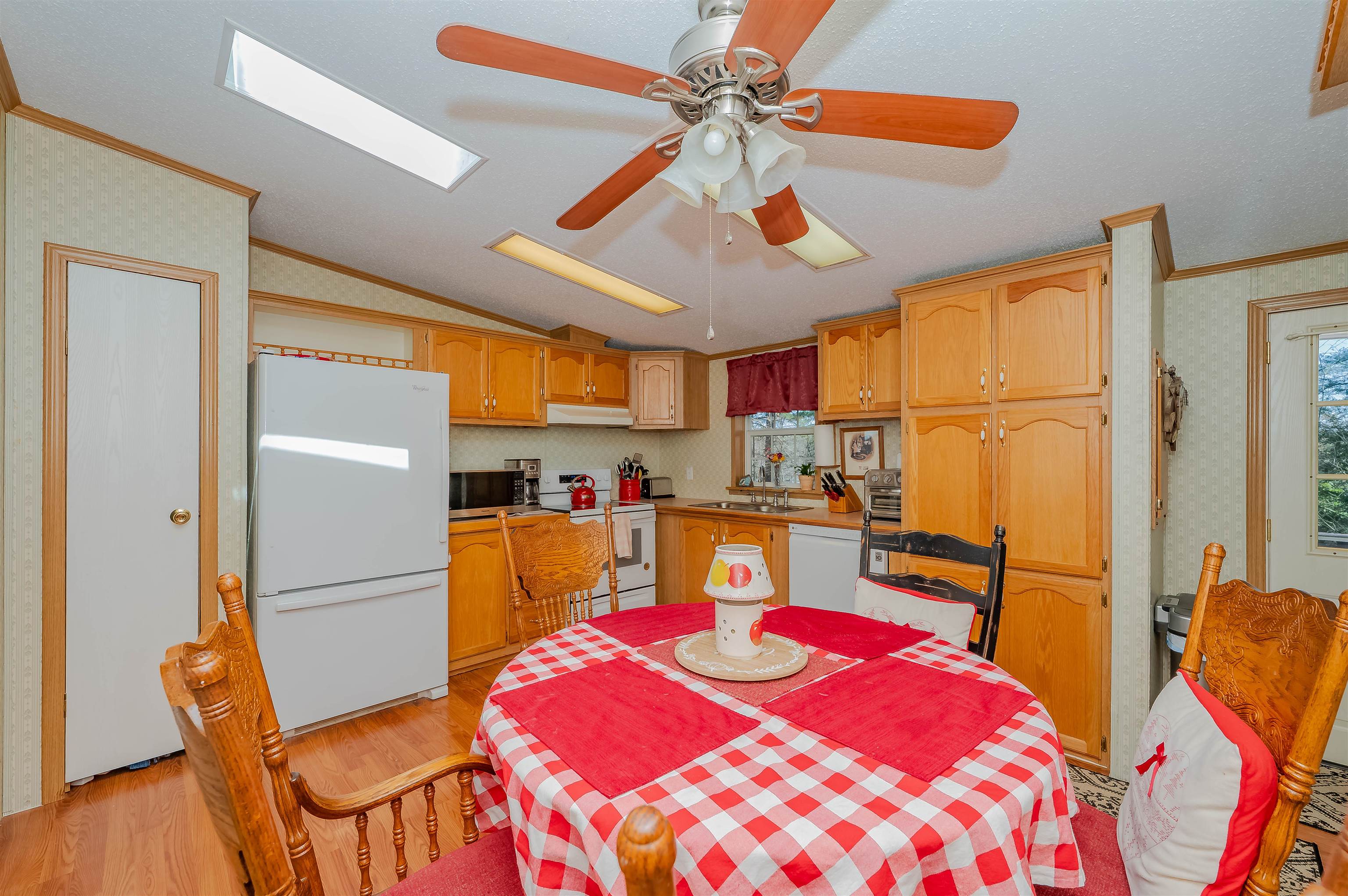 34 Murray Drive Rochester, NH 03868 - Photo 10 of 44