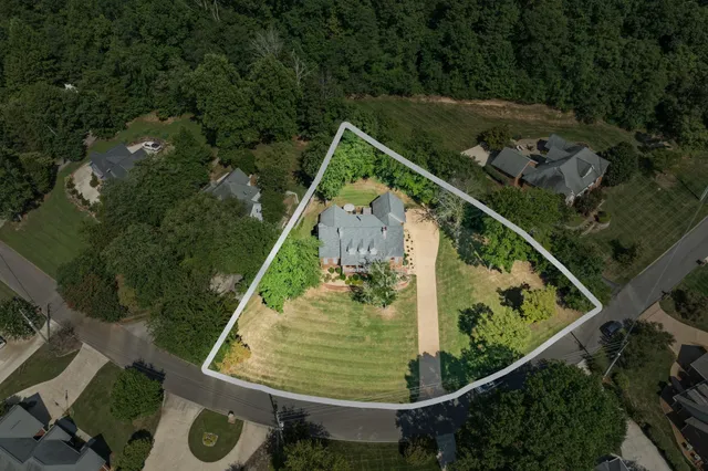 $639,998 | 1566 North Plantation Drive, Cookeville, TN 38506