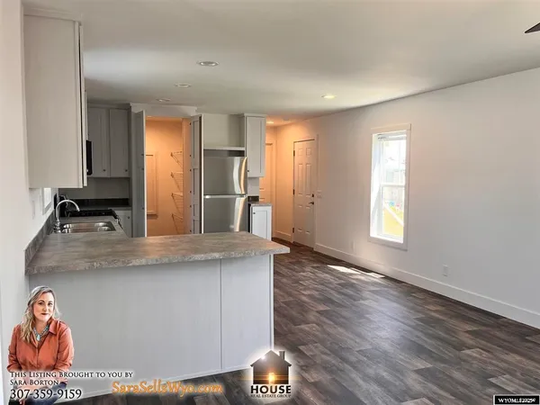 $95,000 | 401 South Russell Avenue, Douglas, WY 82633