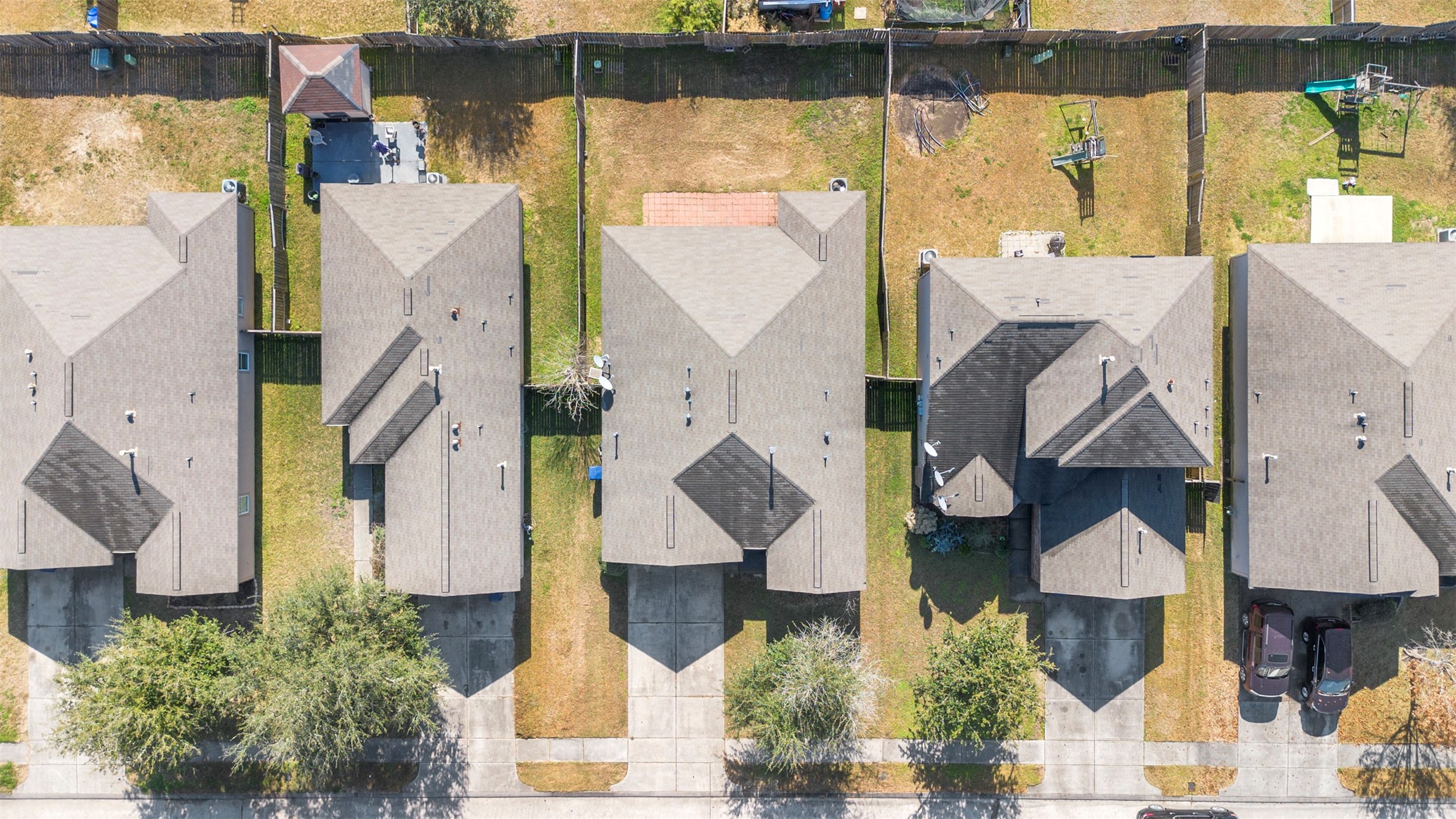 830 Paradise Road Baytown, TX 77521 - Photo 30 of 34