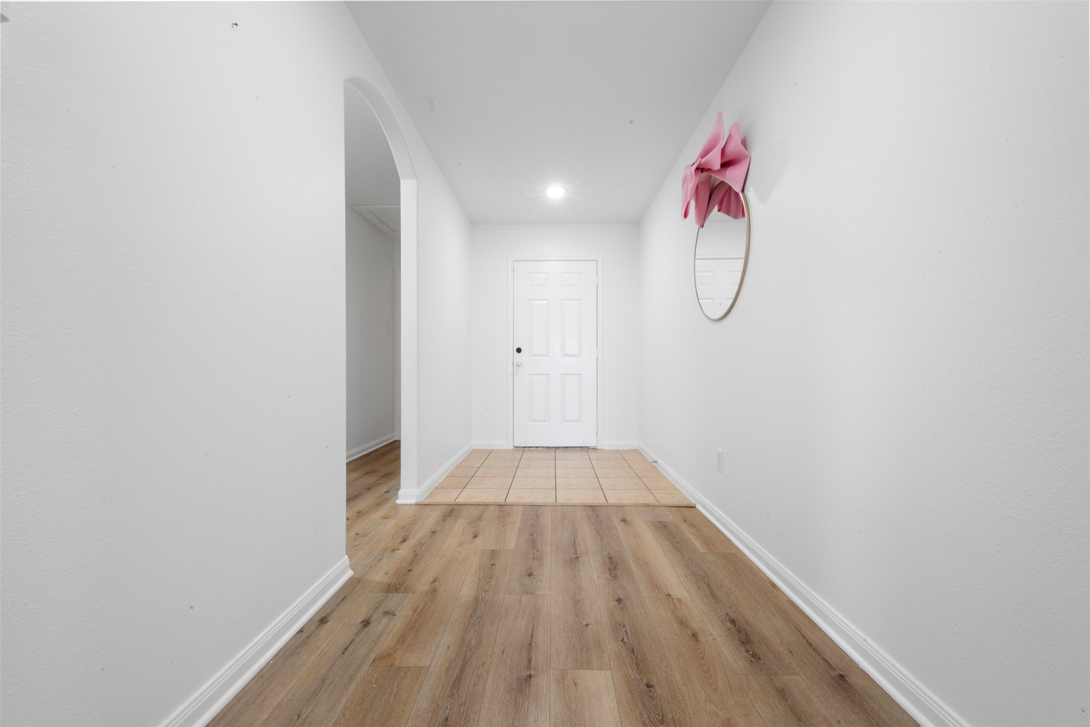 830 Paradise Road Baytown, TX 77521 - Photo 5 of 34