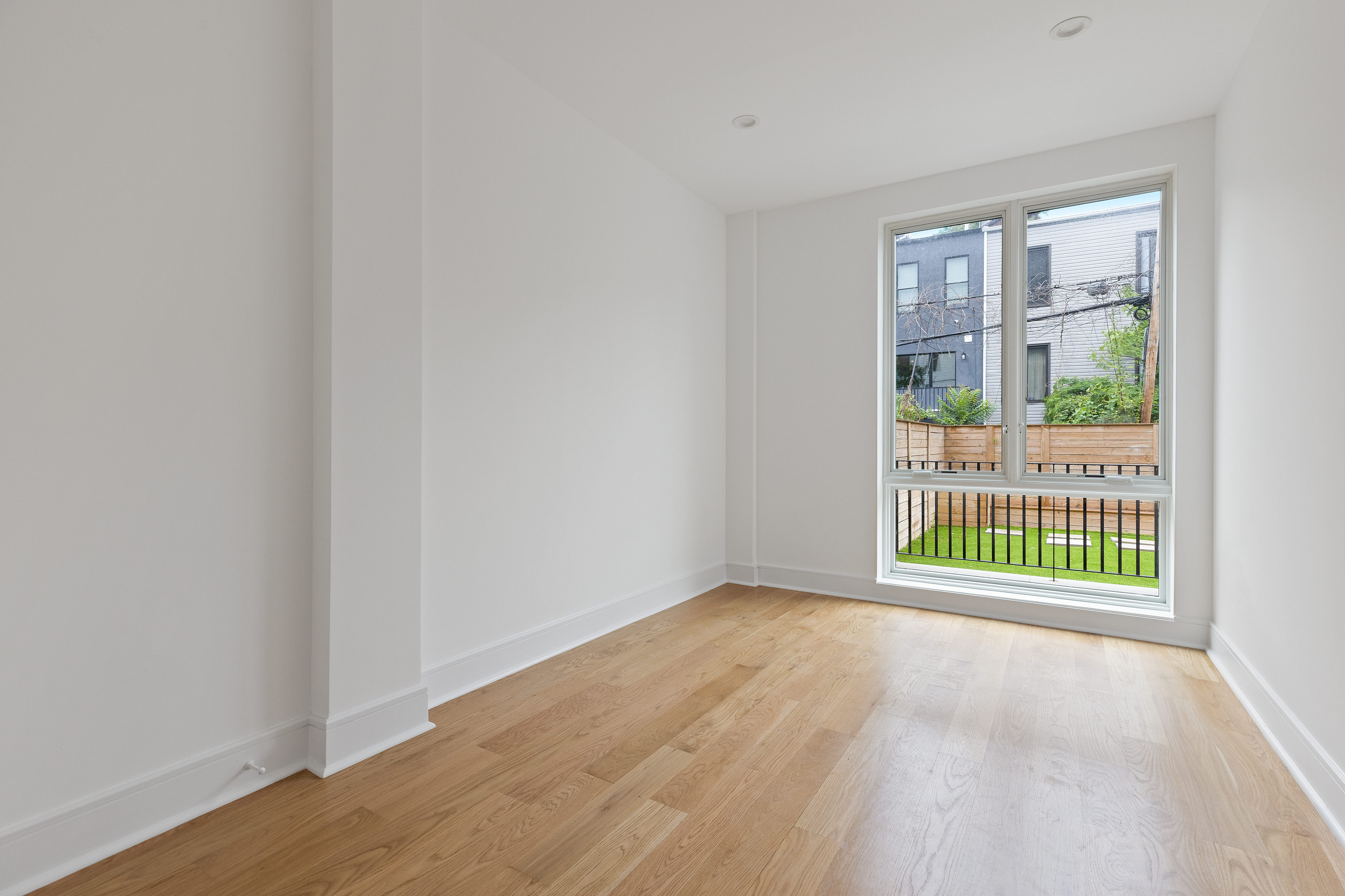 1109 Halsey Street, Unit 1A Brooklyn, NY 11207 - Photo 6 of 11