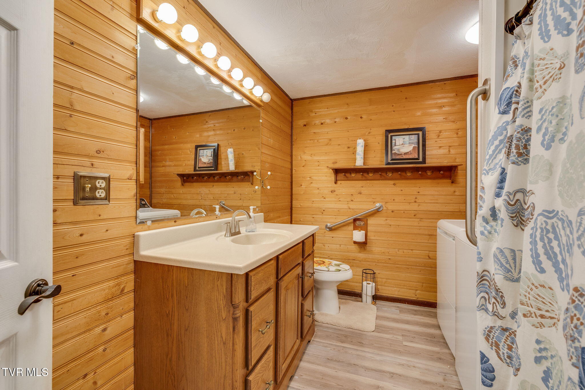 2001 Welch Road Kingsport, TN 37660 - Photo 32 of 40 032