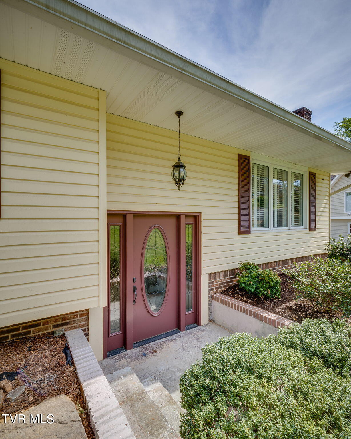 2001 Welch Road Kingsport, TN 37660 - Photo 4 of 40 004