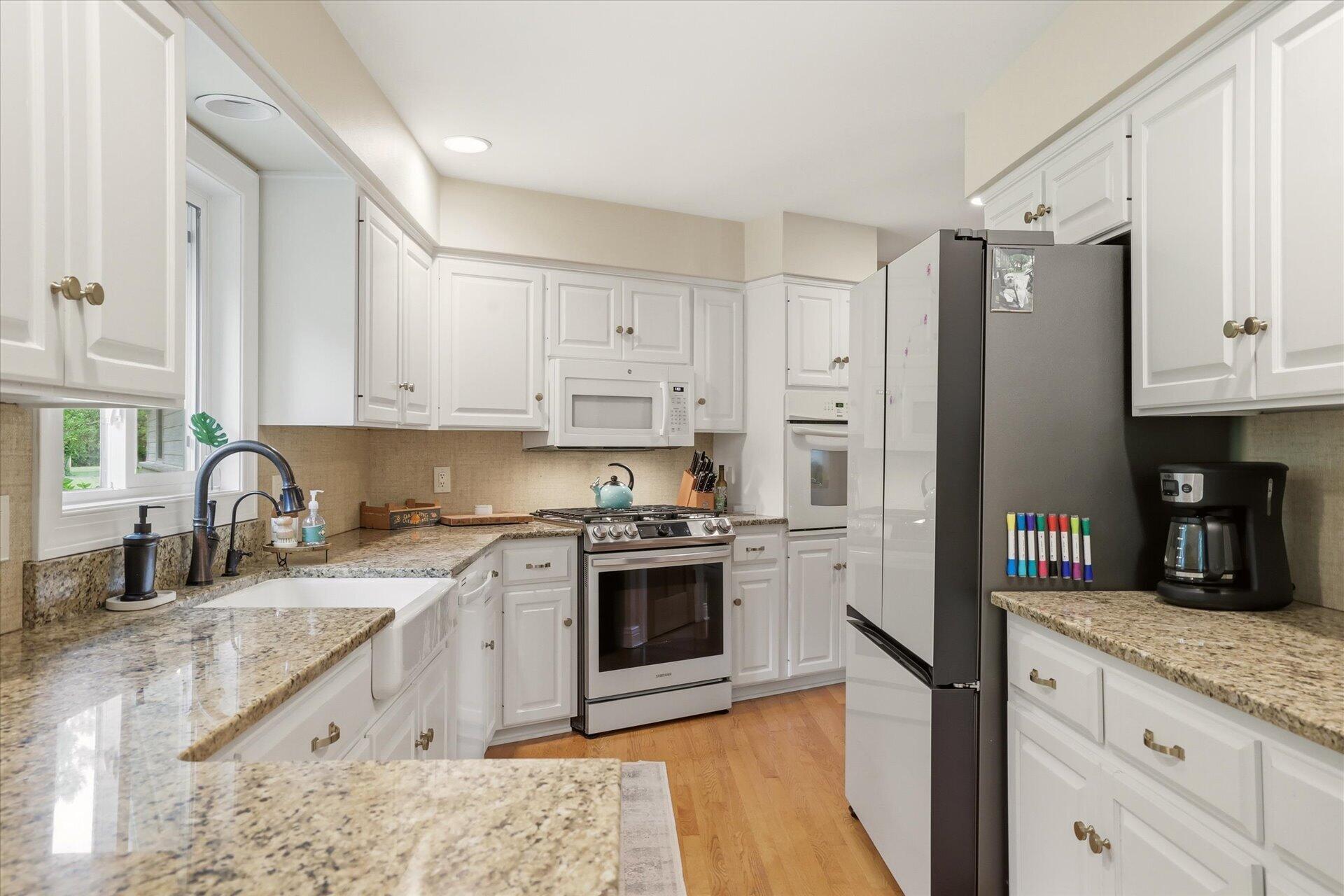 W7288 South Town Line Road Delavan, WI 53115 - Photo 19 of 57 Newer appliances