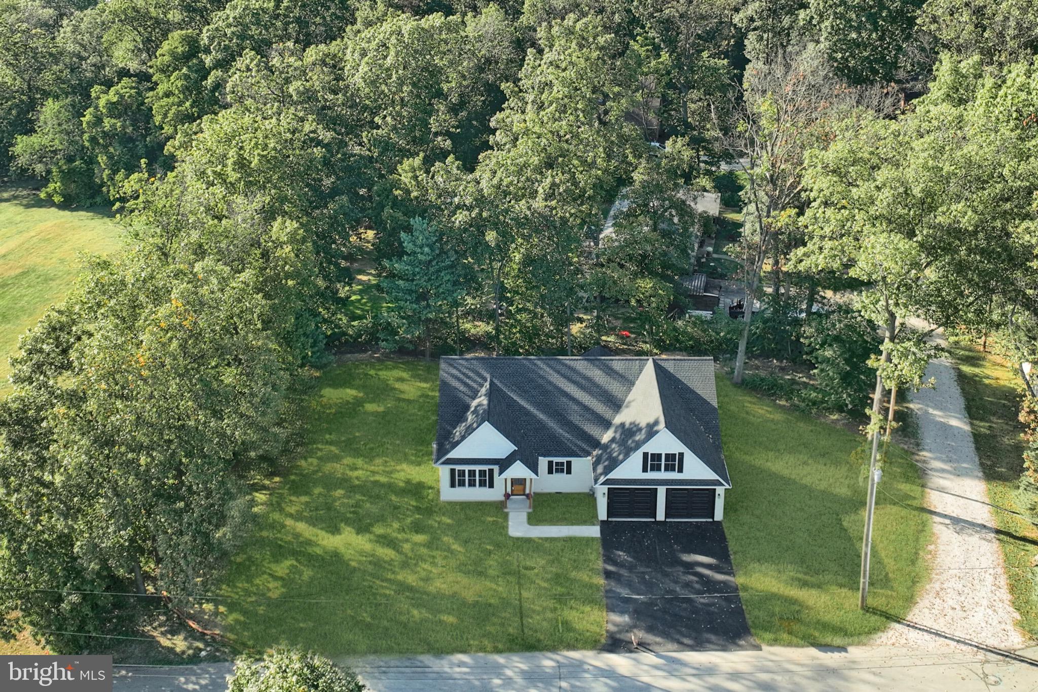 60 Indian Springs Road Red Lion, PA 17356 - Photo 4 of 43 Gallery Image 4