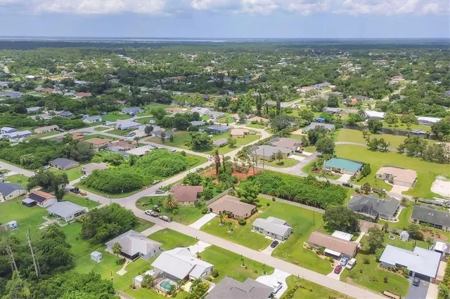 $339,900 | 948 Andrews Avenue Northwest, Port Charlotte, FL 33948