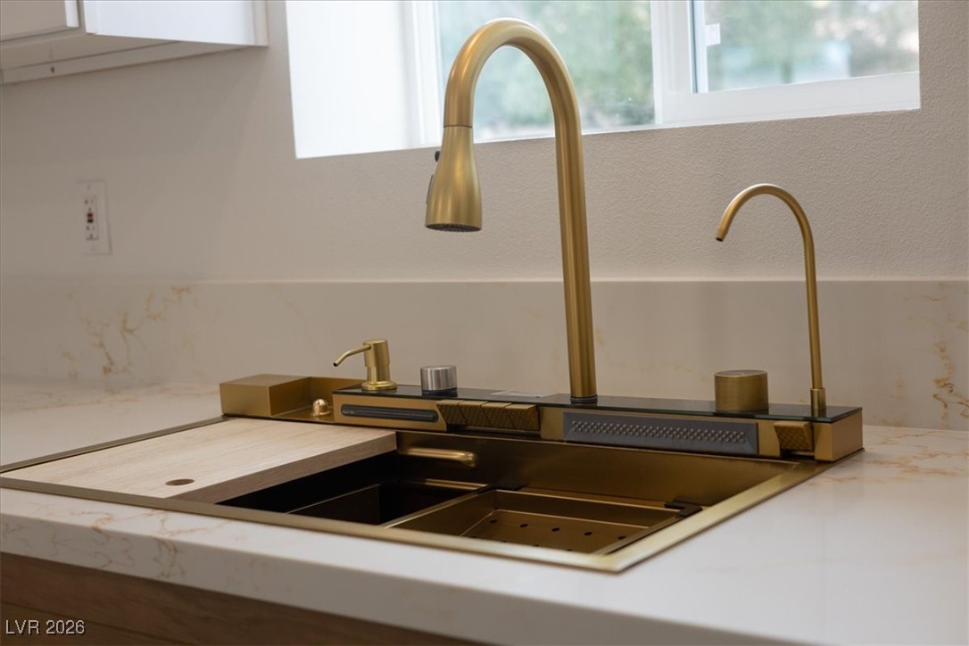 7724 Rancho Destino Road Las Vegas, NV 89123 - Photo 6 of 20