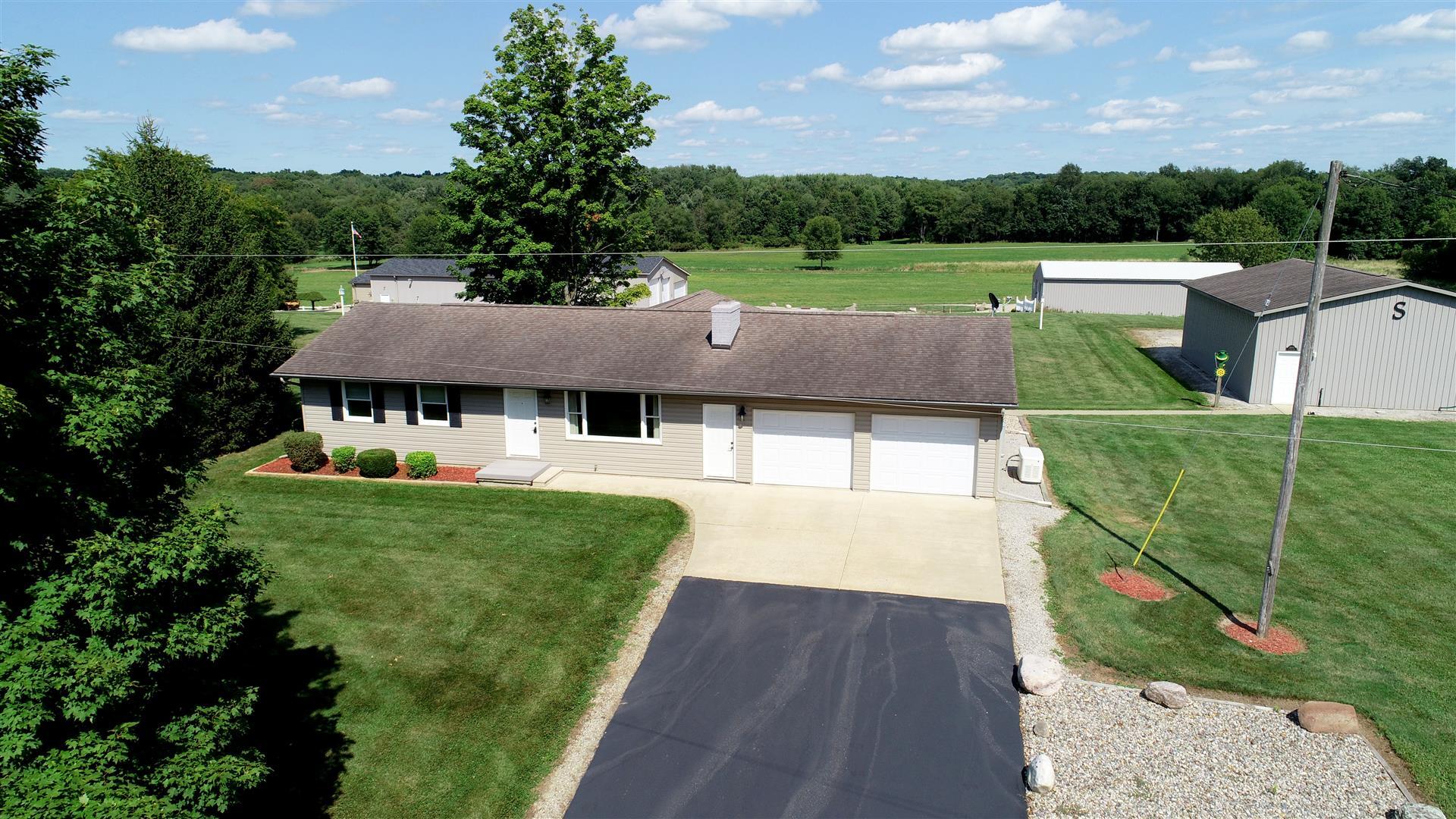 4604 North Gibbs Road Albion, MI 49224 - Photo 2 of 34 2