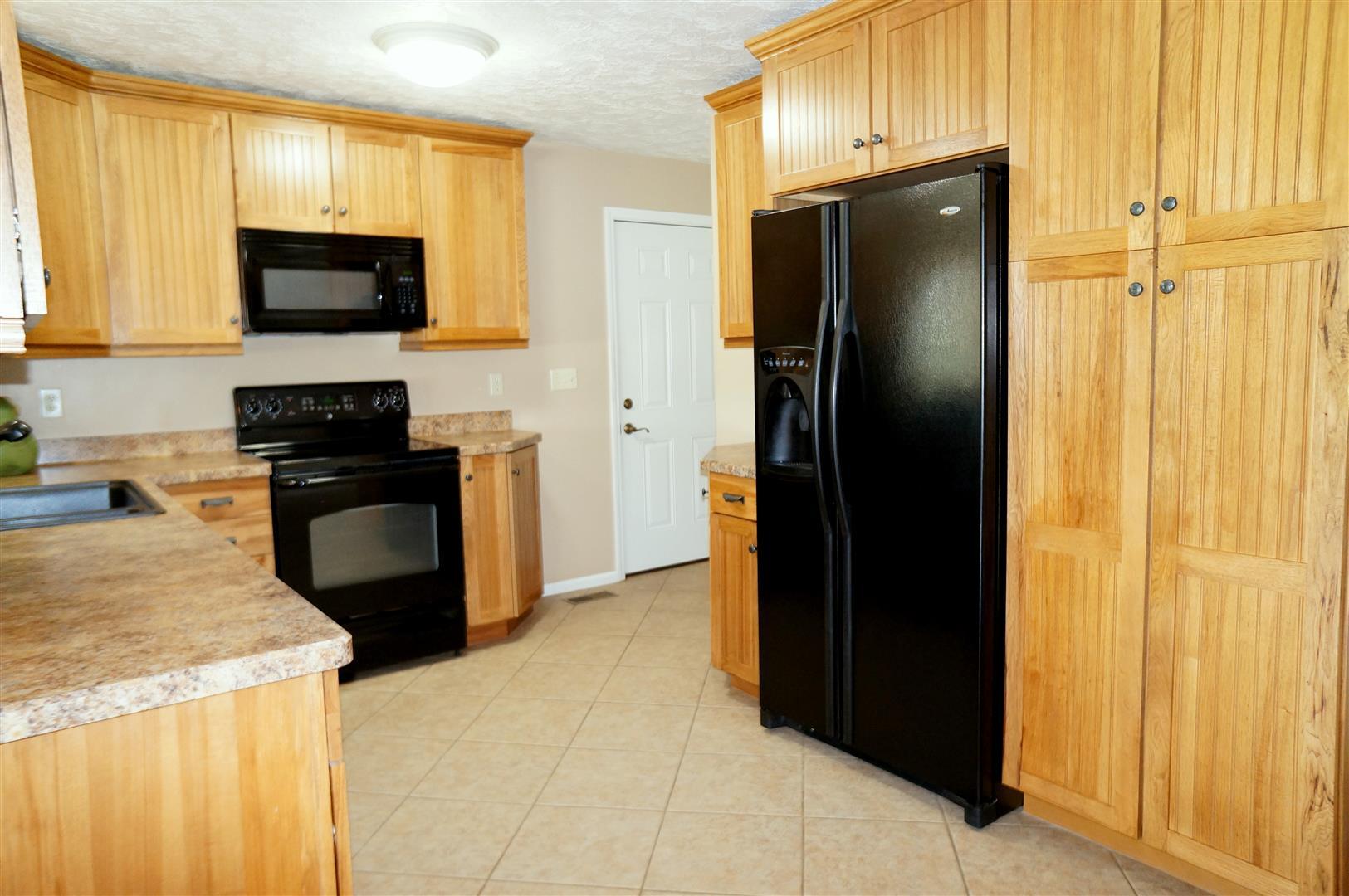 4604 North Gibbs Road Albion, MI 49224 - Photo 8 of 34 8