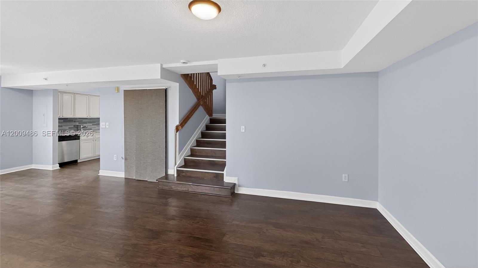 280 Southwest 20th Road, Unit 904 Miami, FL 33129 - Photo 5 of 32 Gallery Image 5