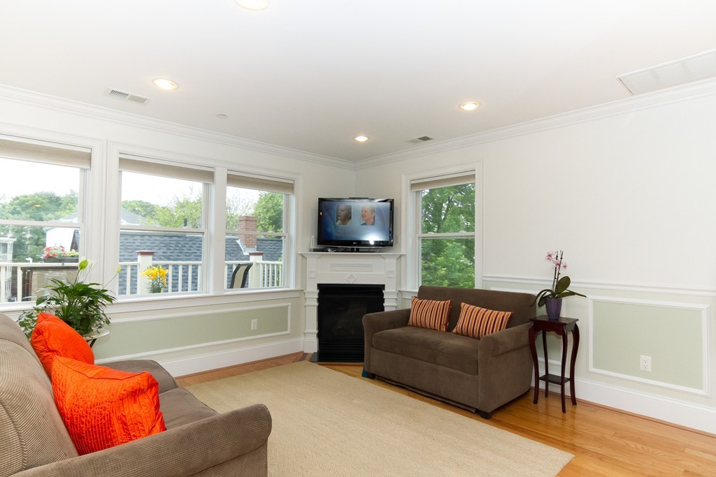 24 Custer Street, Unit 3 Boston, MA 02130 - Photo 5 of 19 Gallery Image 5