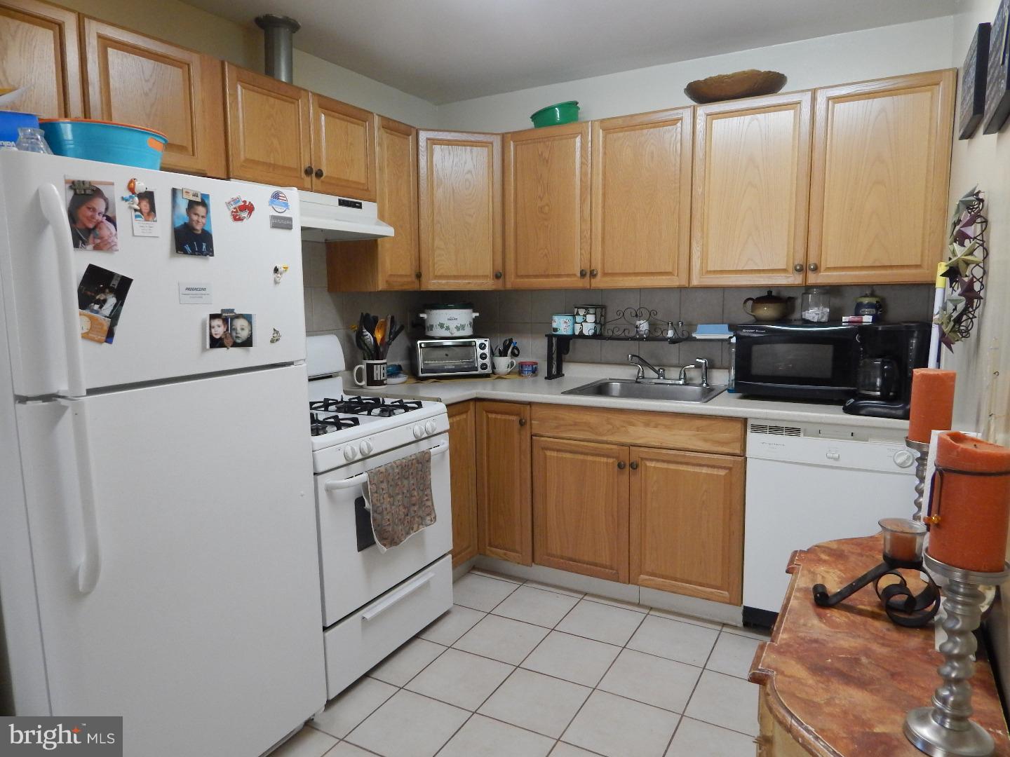 3271 Red Lion Road Philadelphia, PA 19114 - Photo 4 of 7