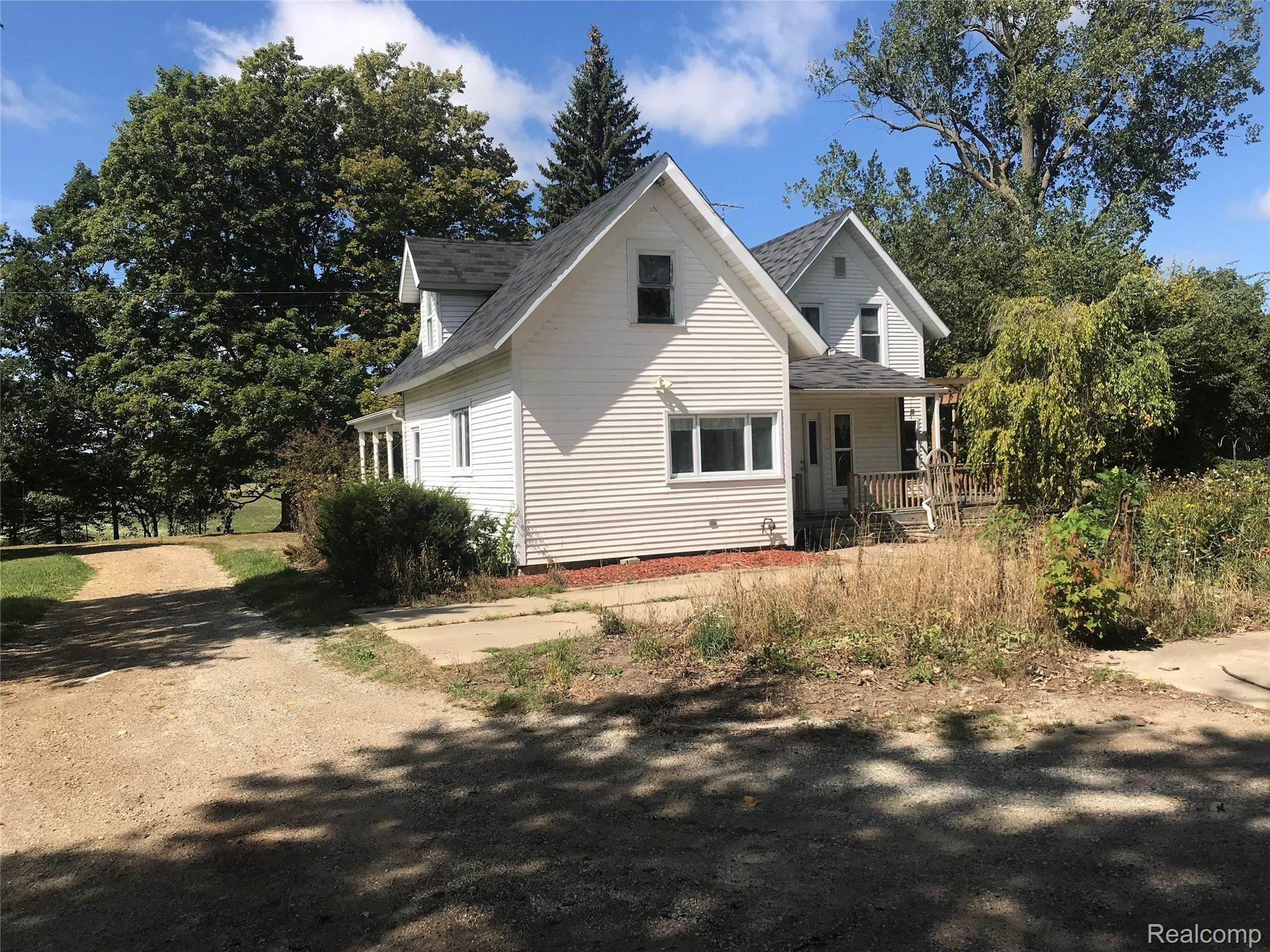 186 North Engle Road Imlay City, MI 48444 - Photo 4 of 8 IMG_0666.jpg