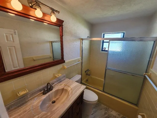 $2,900 | 105 Desoto Drive, New Smyrna Beach, FL 32169