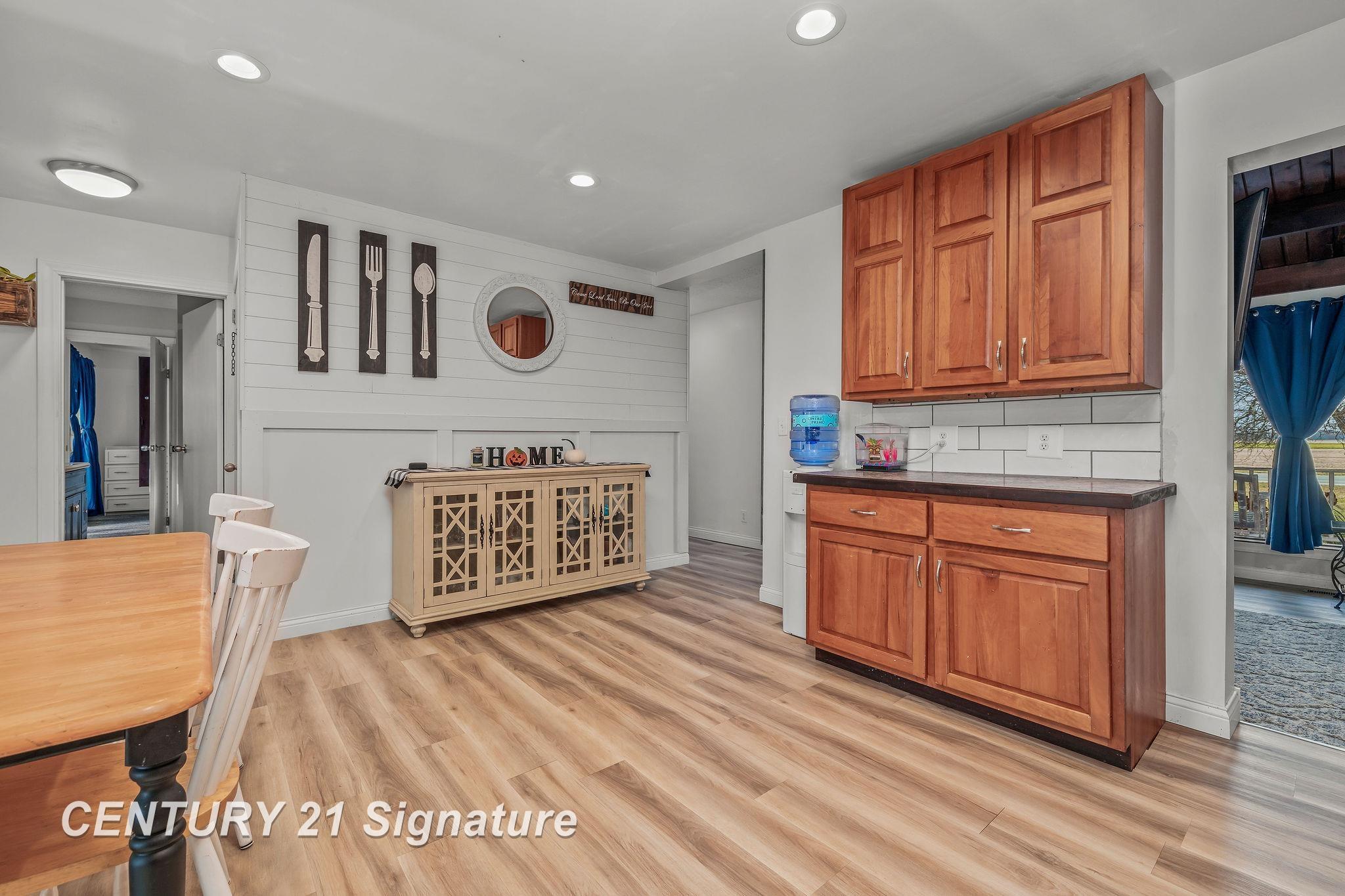 4374 East Freeland Road Freeland, MI 48623 - Photo 12 of 53